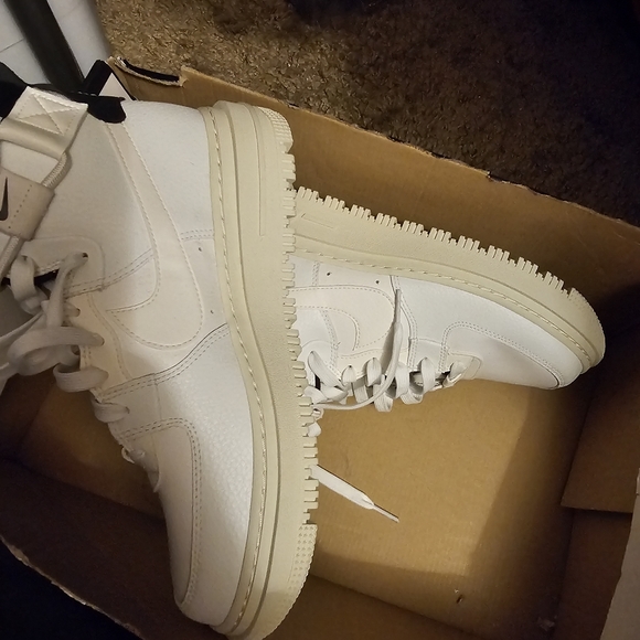 Womens af1 hI ut 2.0 boots - Picture 9 of 9